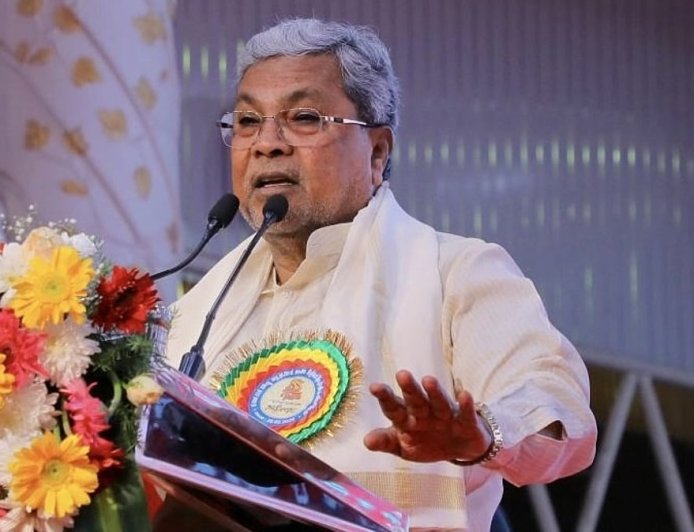 'ಅನಕ್ಷರಸ್ಥ' ಪ್ರಧಾನಿಯಿಂದಾಗಿ ಪೆಟ್ರೋಲ್-ಡೀಸೆಲ್ ಮತ್ತು ಅನಿಲ ಬೆಲೆಗಳು ಹೆಚ್ಚಳವಾಗಿದೆ: ಸಿಎಂ ಸಿದ್ದರಾಮಯ್ಯ