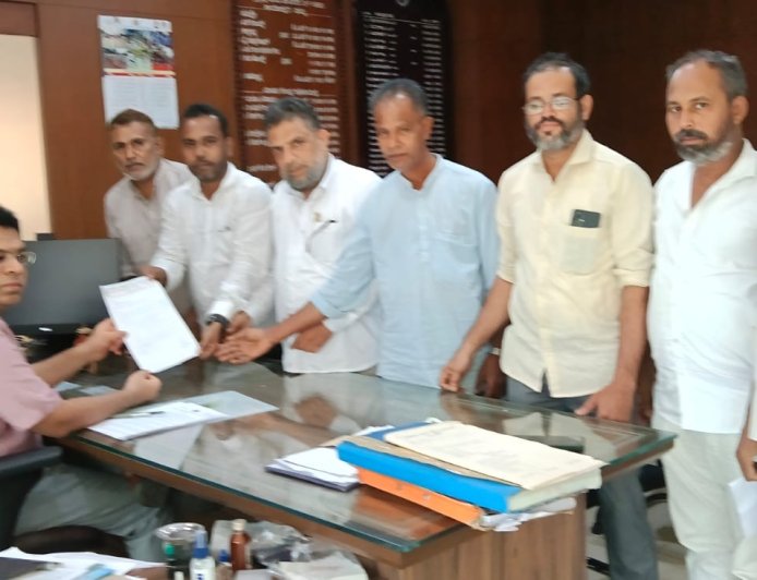 ಮಂಗಳೂರಿನ ಇನ್ಟಾಮಾರ್ಟ್ ಸಂಸ್ಥೆಯಲ್ಲಿ ನಡೆದ ಲಿಫ್ಟ್ ಅವಘಡದಲ್ಲಿ ಕಾರ್ಮಿಕ ಸಾವು :* *ಮಂಗಳೂರು ಮಹಾನಗರ ಪಾಲಿಕೆ ಆಯುಕ್ತರನ್ನು ಭೇಟಿ ಮಾಡಿದ ಎಸ್.ಡಿ.ಟಿ.ಯು ಜಿಲ್ಲಾ ನಿಯೋಗ