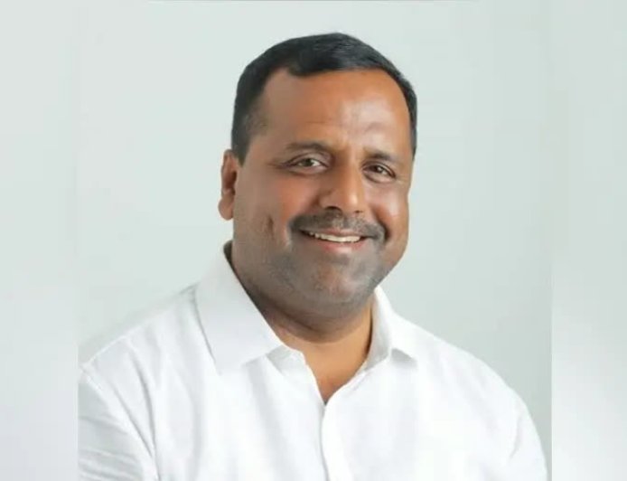 ಯು.ಟಿ. ಖಾದರ್‌ಗೆ ಮುಖ್ಯಮಂತ್ರಿ ಅಥವಾ ಉಪಮುಖ್ಯಮಂತ್ರಿ ಸ್ಥಾನ ನೀಡಿ: ಕಾಂಗ್ರೆಸ್ ವರಿಷ್ಠರಿಗೆ ಅಲಿ ಮೋನು ಉಳ್ಳಾಳ್ ಆಗ್ರಹ